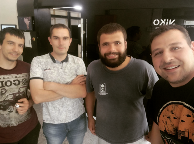 Екипът на LaserMaster.bg
